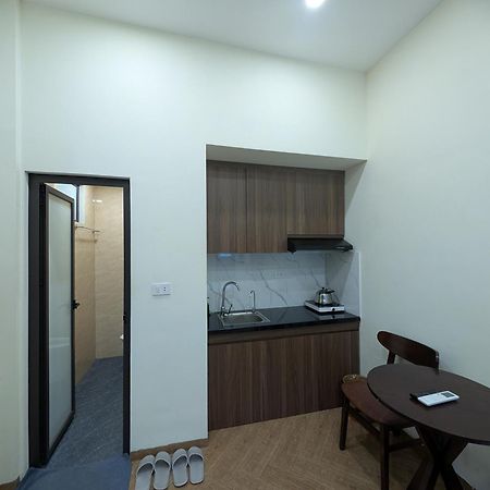 Era Apartment 158 Nguyen Khanh Toan Ханой Экстерьер фото