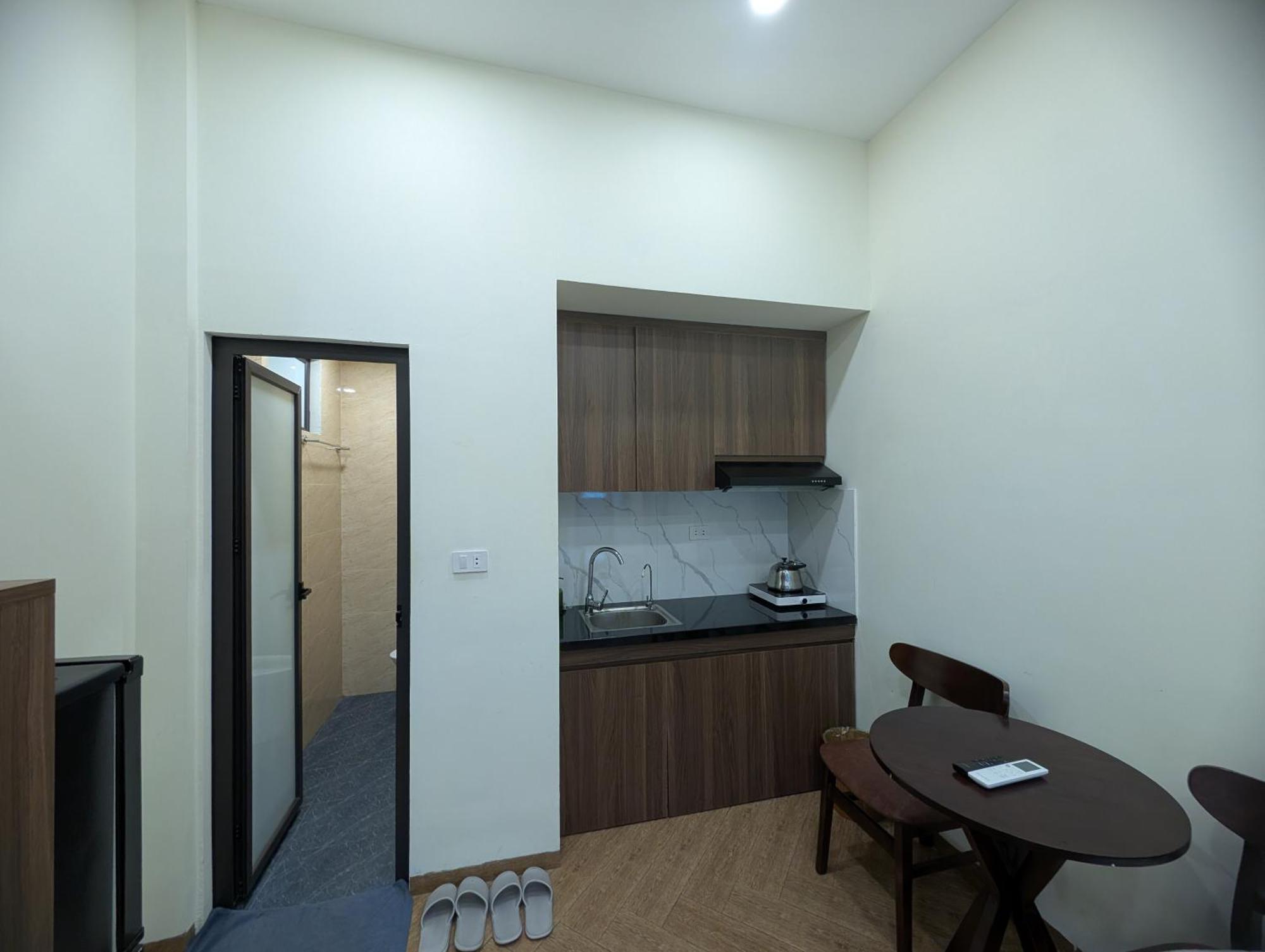Era Apartment 158 Nguyen Khanh Toan Ханой Экстерьер фото