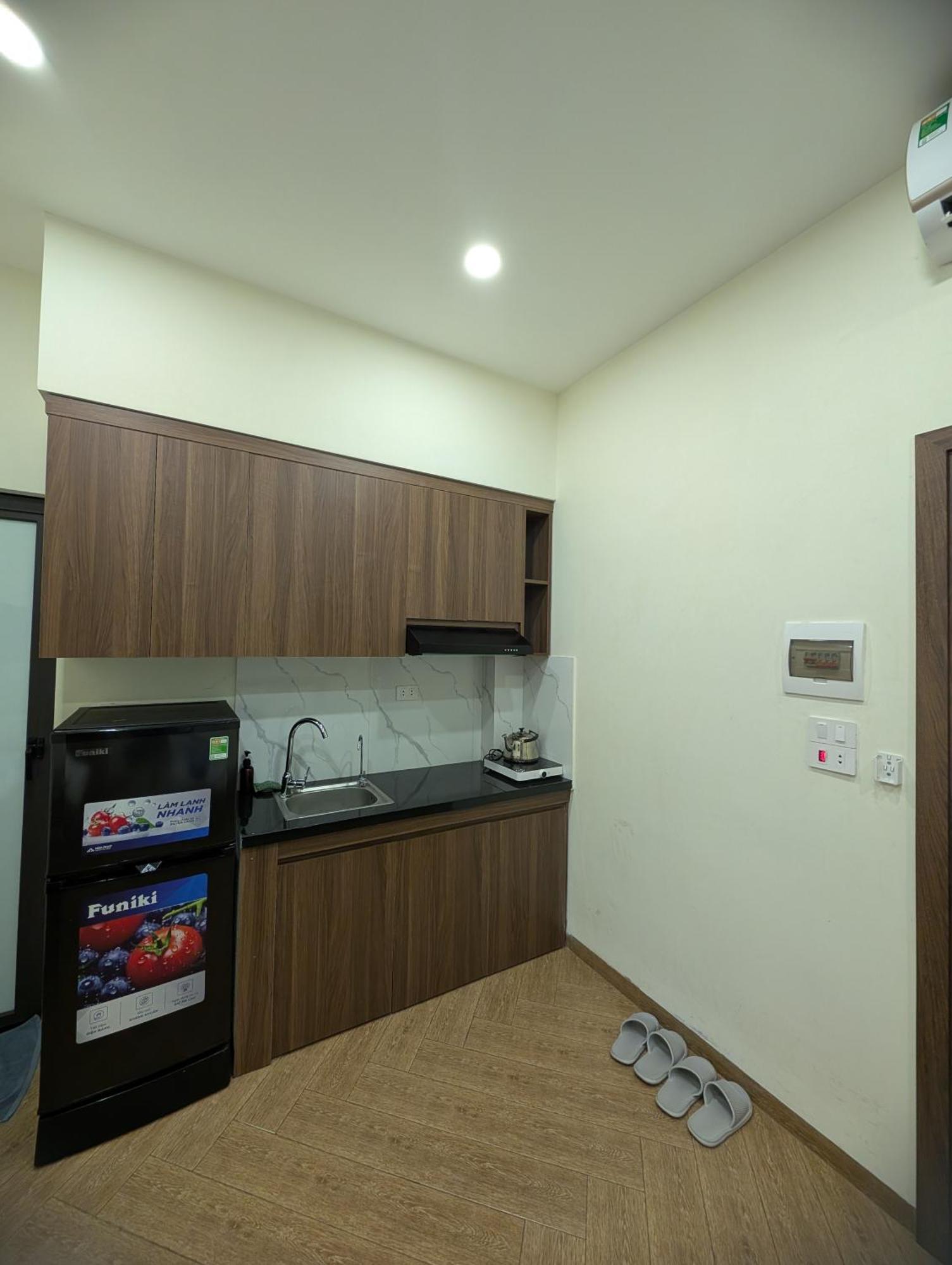 Era Apartment 158 Nguyen Khanh Toan Ханой Экстерьер фото
