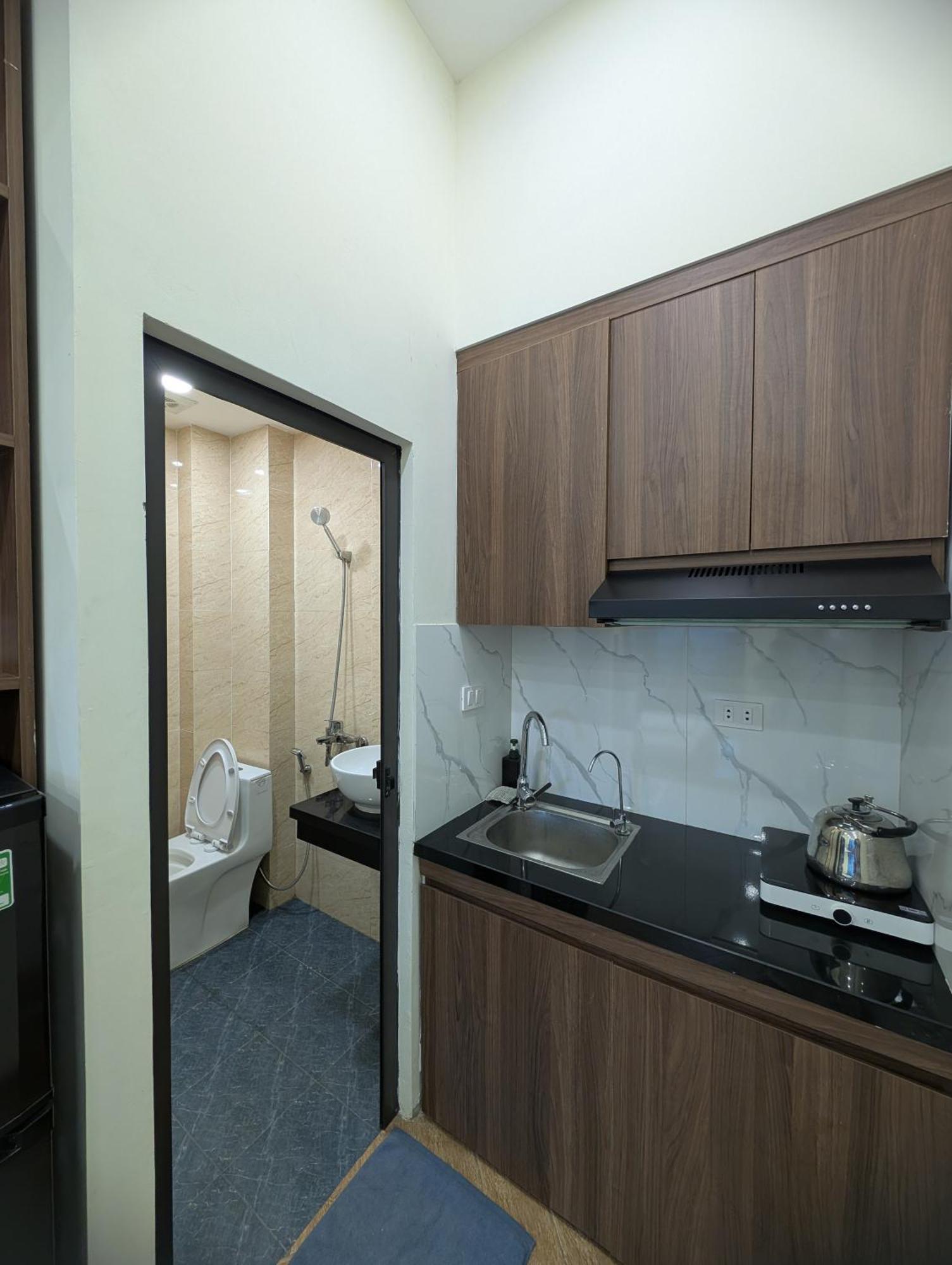Era Apartment 158 Nguyen Khanh Toan Ханой Экстерьер фото